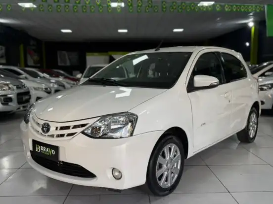TOYOTA-ETIOS-1.5 XLS 16V FLEX 4P MANUAL TOYOTA-ETIOS-2016