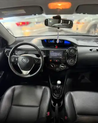 TOYOTA-ETIOS-2016