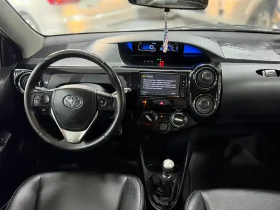 TOYOTA-ETIOS-1.5 XLS 16V FLEX 4P MANUAL TOYOTA-ETIOS-2016