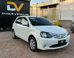 TOYOTA ETIOS 1.3 XS 16V FLEX 4P MANUAL TOYOTA ETIOS 1.3 XS 16V FLEX 4P MANUAL