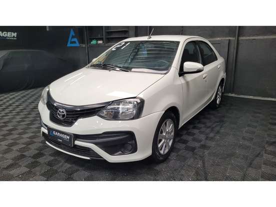 TOYOTA-ETIOS-1.5 X PLUS SEDAN 16V FLEX 4P AUTOMÁTICO TOYOTA-ETIOS-2020