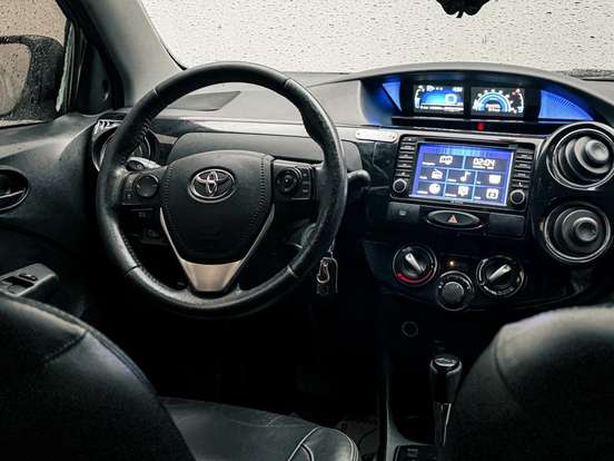 TOYOTA-ETIOS-1.5 X SEDAN 16V FLEX 4P AUTOMÁTICO TOYOTA-ETIOS-2016