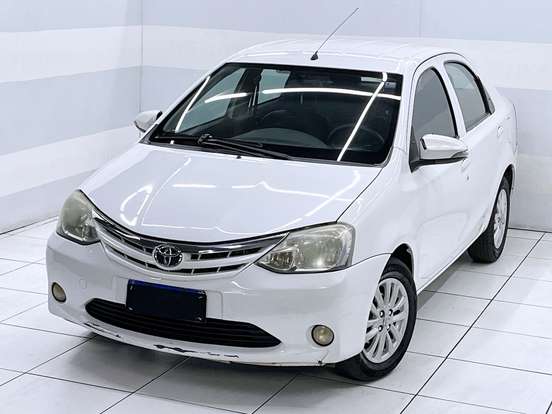 TOYOTA-ETIOS-1.5 XLS SEDAN 16V FLEX 4P MANUAL TOYOTA-ETIOS-2014