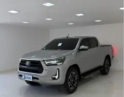 TOYOTA HILUX 2.8 D-4D TURBO DIESEL CD SRX 4X4 AUTOMÁTICO TOYOTA HILUX 2.8 D-4D TURBO DIESEL CD SRX 4X4 AUTOMÁTICO