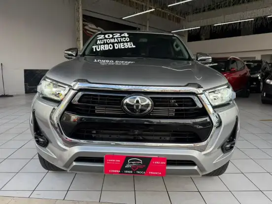 TOYOTA-HILUX-2024