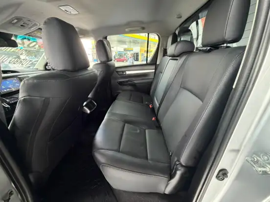 TOYOTA-HILUX-2024