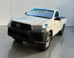 TOYOTA HILUX 2.8 D-4D TURBO DIESEL CS 4X4 MANUAL TOYOTA HILUX 2.8 D-4D TURBO DIESEL CS 4X4 MANUAL