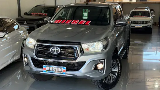 TOYOTA HILUX 2.8 SRV 4X4 CD 16V DIESEL 4P AUTOMÁTICO