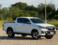 TOYOTA HILUX 2.8 SRX 4X4 CD 16V DIESEL 4P AUTOMÁTICO TOYOTA HILUX 2.8 SRX 4X4 CD 16V DIESEL 4P AUTOMÁTICO