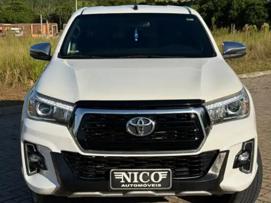 TOYOTA-HILUX-2.8 SRX 4X4 CD 16V DIESEL 4P AUTOMÁTICO TOYOTA-HILUX-2018