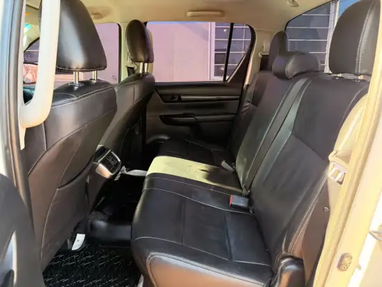 TOYOTA-HILUX-2.8 STD 4X4 CD 16V DIESEL 4P MANUAL TOYOTA-HILUX-2017