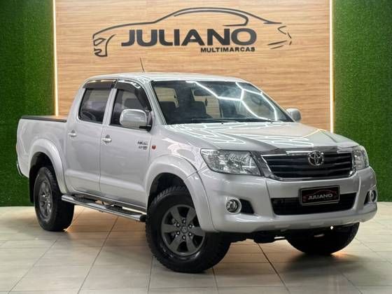 TOYOTA HILUX 2.7 SRV 4X4 CD 16V FLEX 4P AUTOMÁTICO