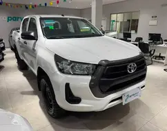 TOYOTA HILUX 2.8 D-4D TURBO DIESEL CD POWER PACK 4X4 AUTOMÁTICO TOYOTA HILUX 2.8 D-4D TURBO DIESEL CD POWER PACK 4X4 AUTOMÁTICO