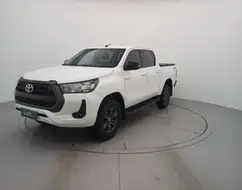 TOYOTA HILUX 2.8 D-4D TURBO DIESEL CD SR 4X4 AUTOMÁTICO TOYOTA HILUX 2.8 D-4D TURBO DIESEL CD SR 4X4 AUTOMÁTICO