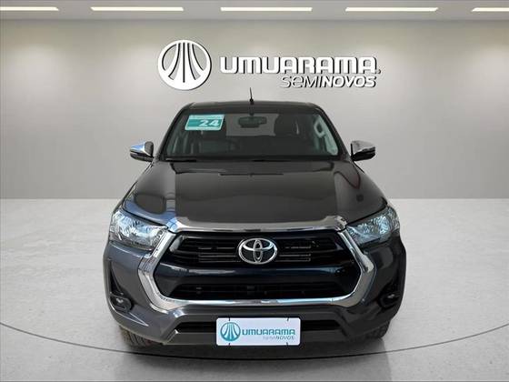 TOYOTA HILUX 2.8 D-4D TURBO DIESEL CD SRV 4X4 AUTOMÁTICO