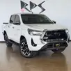 TOYOTA HILUX 2.8 D-4D TURBO DIESEL CD SRX 4X4 AUTOMÁTICO TOYOTA HILUX 2.8 D-4D TURBO DIESEL CD SRX 4X4 AUTOMÁTICO