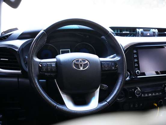 TOYOTA-HILUX-2.8 SRV 4X4 CD 16V DIESEL 4P AUTOMÁTICO TOYOTA-HILUX-2019
