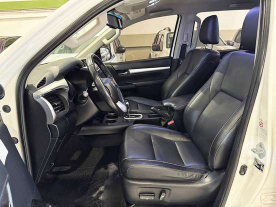 TOYOTA-HILUX-2.8 SRV 4X4 CD 16V DIESEL 4P AUTOMÁTICO TOYOTA-HILUX-2018