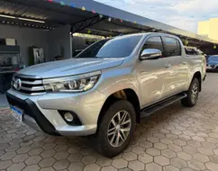 TOYOTA HILUX 2.8 SRX 4X4 CD 16V DIESEL 4P AUTOMÁTICO TOYOTA HILUX 2.8 SRX 4X4 CD 16V DIESEL 4P AUTOMÁTICO