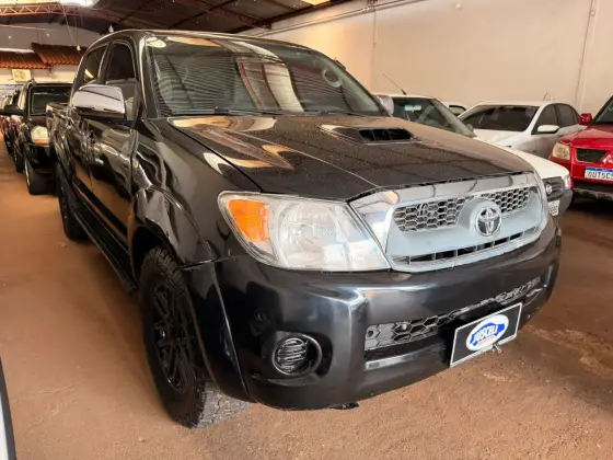 TOYOTA HILUX 3.0 SRV 4X4 CD 16V TURBO INTERCOOLER DIESEL 4P AUTOMÁTICO