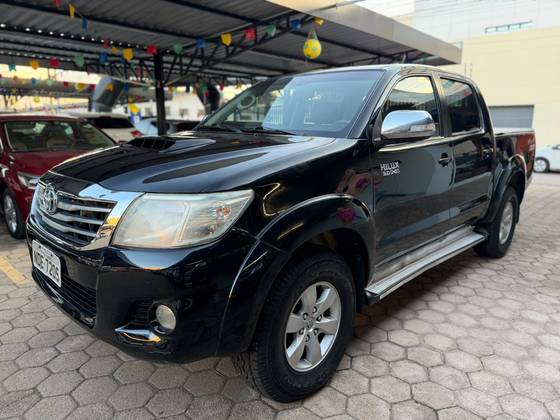 TOYOTA HILUX 3.0 SR 4X4 CD 16V TURBO INTERCOOLER DIESEL 4P MANUAL
