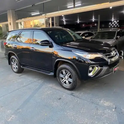 TOYOTA-HILUX SW4-2020
