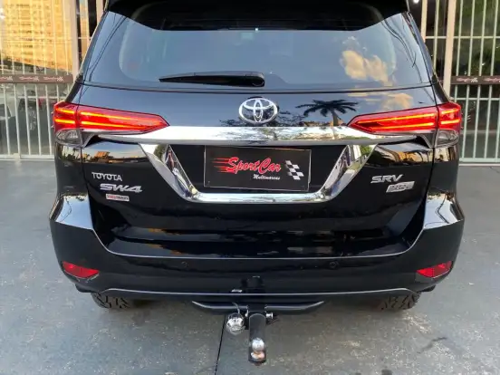 TOYOTA-HILUX SW4-2.7 SRV 7 LUGARES 4X2 16V FLEX 4P AUTOMÁTICO TOYOTA-HILUX SW4-2020