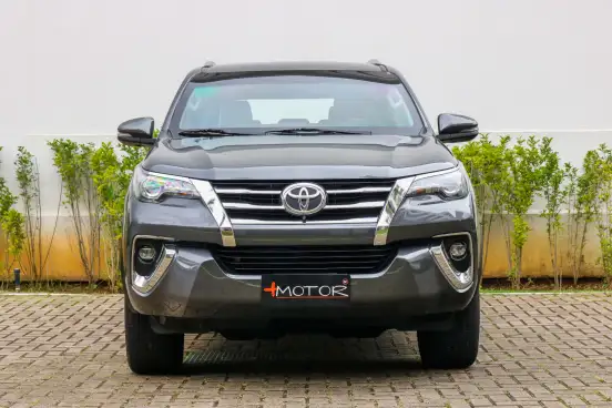 TOYOTA-HILUX SW4-2.8 SRX 4X4 7 LUGARES 16V TURBO INTERCOOLER DIESEL 4P AUTOMÁTICO TOYOTA-HILUX SW4-2018