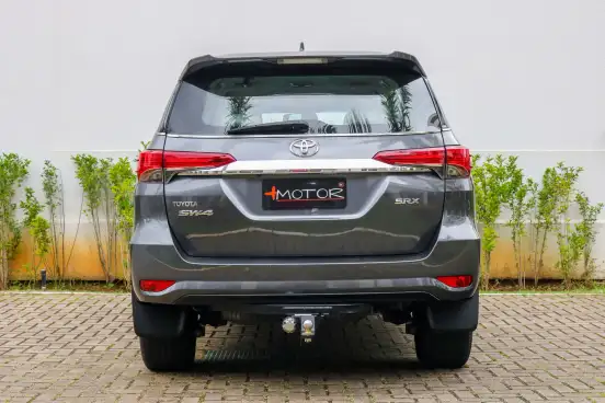 TOYOTA-HILUX SW4-2018