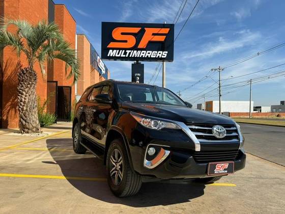 TOYOTA HILUX SW4 2.7 SRV 7 LUGARES 4X2 16V FLEX 4P AUTOMÁTICO