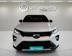 TOYOTA HILUX SW4 2.8 D-4D TURBO DIESEL DIAMOND 7L 4X4 AUTOMÁTICO TOYOTA HILUX SW4 2.8 D-4D TURBO DIESEL DIAMOND 7L 4X4 AUTOMÁTICO
