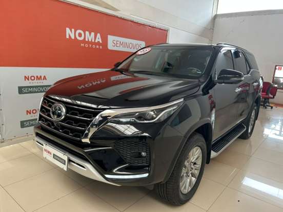 TOYOTA-HILUX SW4-2.8 D-4D TURBO DIESEL SRX 7L 4X4 AUTOMÁTICO TOYOTA-HILUX SW4-2022