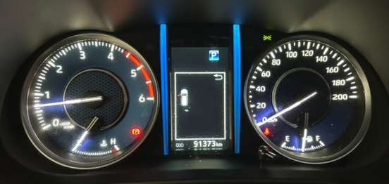 TOYOTA-HILUX SW4-2022