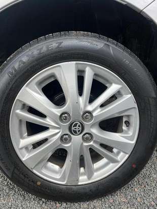 TOYOTA-YARIS-2018