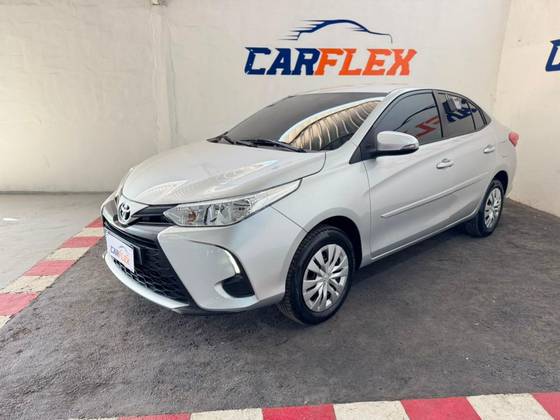 TOYOTA YARIS 1.5 16V FLEX SEDAN XL MULTIDRIVE