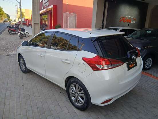 TOYOTA-YARIS-1.5 16V FLEX XL PLUS CONNECT MULTIDRIVE TOYOTA-YARIS-2019
