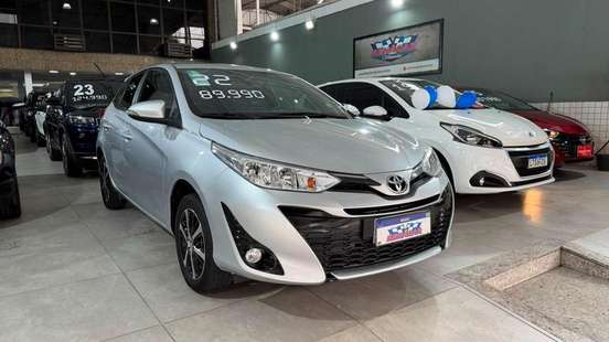 TOYOTA-YARIS-2021