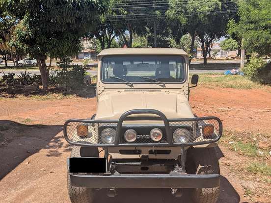 TOYOTA-BANDEIRANTE-4.0 OJ50LV 4X4 TETO RIGIDO DIESEL 2P MANUAL TOYOTA-BANDEIRANTE-1987