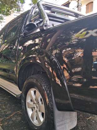 TOYOTA-HILUX-2013