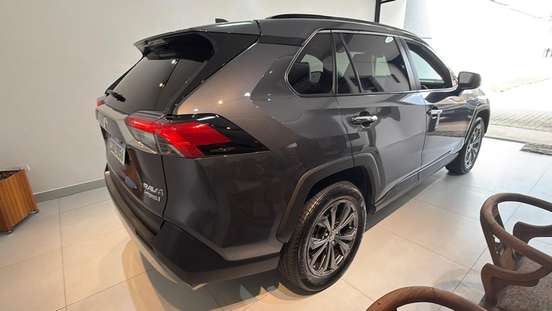 TOYOTA-RAV4-2022