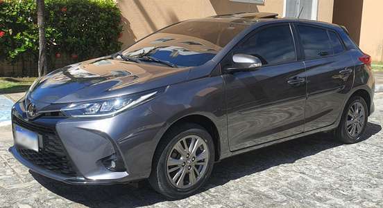 TOYOTA-YARIS-2023