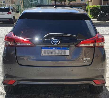 TOYOTA-YARIS-2023