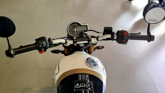 TRIUMPH-SPEED 400-2026