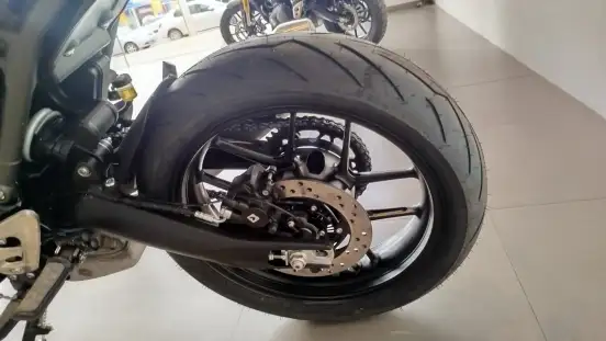 TRIUMPH-SPEED 400-2026