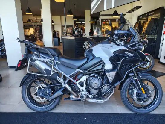 TRIUMPH-TIGER 1200 GT EXPLORER-2022
