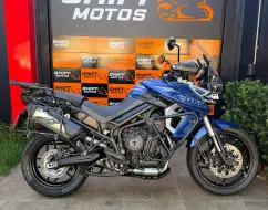 TRIUMPH TIGER 800 XRT TRIUMPH TIGER 800 XRT
