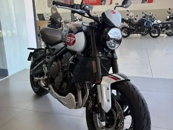 TRIUMPH-TRIDENT 660 TRIPLE TRIBUTE EDITION TRIUMPH-TRIDENT 660 TRIPLE TRIBUTE EDITION-2025