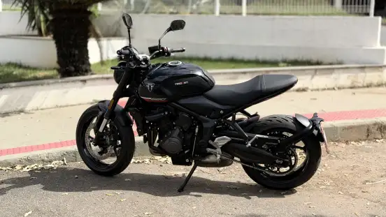 TRIUMPH-TRIDENT 660-2025