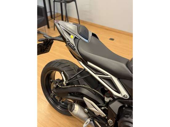 TRIUMPH-STREET TRIPLE RS ABS TRIUMPH-STREET TRIPLE RS ABS-2023