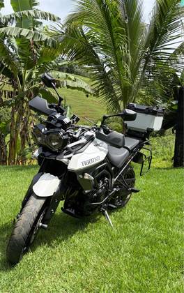 TRIUMPH TIGER 800 XR 